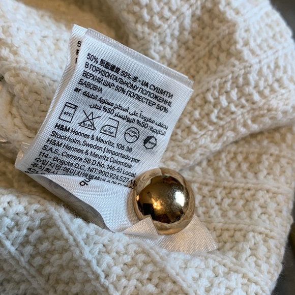 H&M Sweater Jacket with gold buttons - Picture 10 of 16